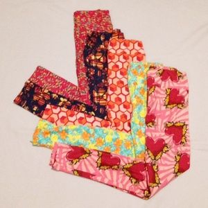 NWOT WOMEN'S 5 PAIR ONE SIZE FITS ALL LULAROE LEGGINGS